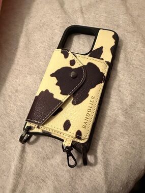 Bandolier Remi Mag spotted Hyde/pewter mag Wallet iPhone 16 pro case with straps